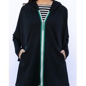 NWT Evy’s Tree Britt Cape